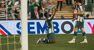 Bursaspor'un Nijeryalı forveti Iheanacho 5 maçta 6 gole ulaştı