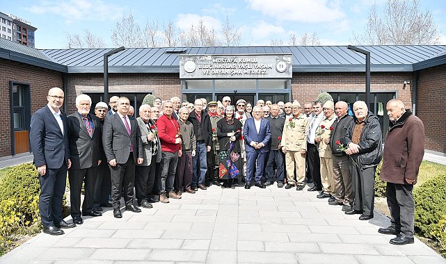 Büyükkılıç'tan ulu çınarlara hizmet mesajı