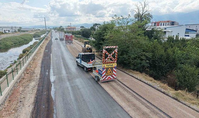 Büyükşehir Samanlı Bağlantı yolunu yeniledi