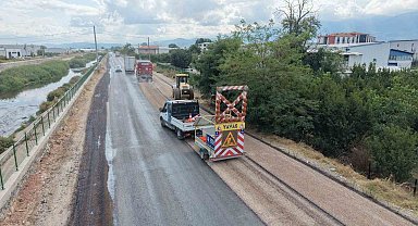 Büyükşehir Samanlı Bağlantı yolunu yeniledi