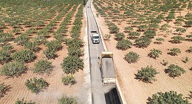 Büyükşehir'den Birecik'te 40 kilometrelik grup yoluna sathi asfalt