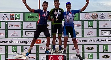 Büyükşehir'in pedalları Türkiye Şampiyonası'nda madalyaları topladı