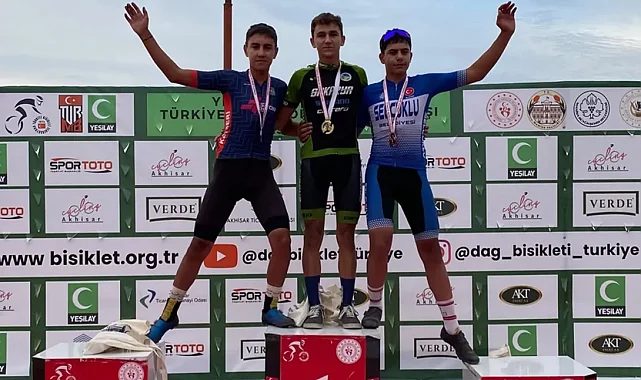 Büyükşehir'in pedalları Türkiye Şampiyonası'nda madalyaları topladı
