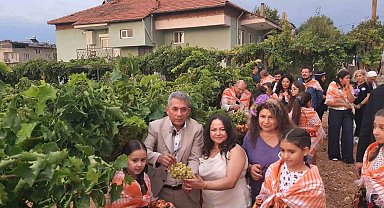 Çal'da yağmur da coşku da dinmedi