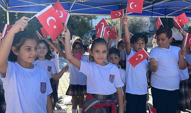 Çanakkale'de 80 bin öğrenci ders başı yaptı