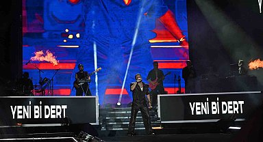 Çanakkale'de festival sahnesinde Sefo rüzgarı