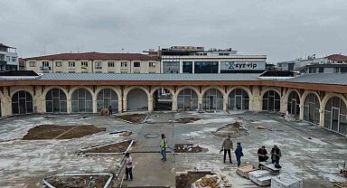 Cedidiye kent meydanında dönüşüm tamamlanıyor