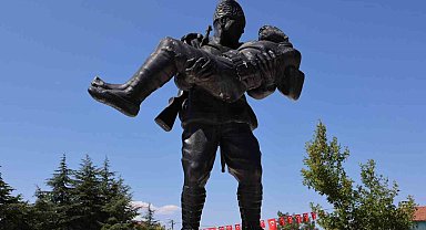 Çetmili Kara Ali Çavuş ile oğlu Mehmet Onbaşı şehadetlerinin 104. yılında anıldı