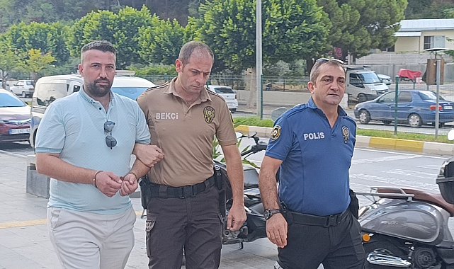 Cinayetten aranan şahıs ölen kişiye ait ehliyetle otel servis şoförlüğü yaparken yakalandı