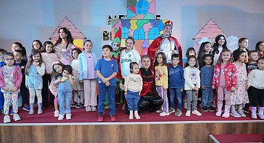 Çocuklar şenlikte sanatla ve eğlenceyle buluştu