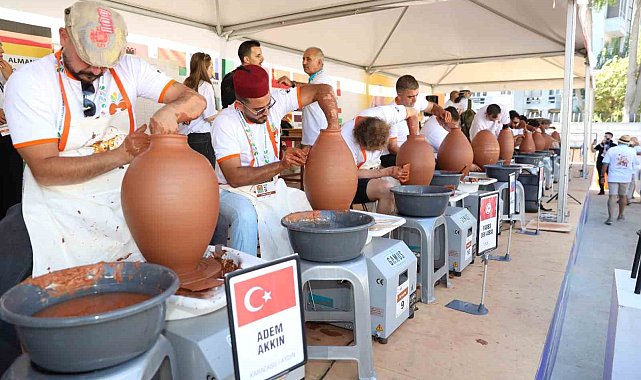 Çömlek Festivali'nde dünyaca ünlü eller yarıştı