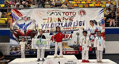 Çorum Belediyesi sporcuları karatede zirveyi bırakmıyor