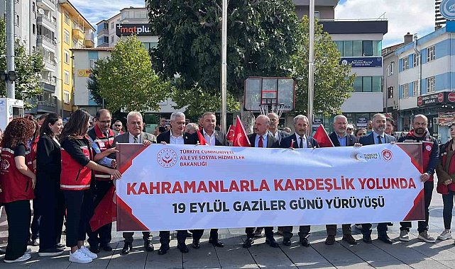 Çorum'da Gaziler Günü'nde yürüyüş düzenlendi