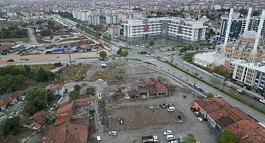 Çorum'da gençleri buluşturacak "Genç Park" Projesi çin yıkım çalışmaları sürüyor