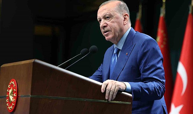 Cumhurbaşkanı Erdoğan: "Finansal sistemimize sirayet etmiş herhangi bir risk mevzubahis değildir"