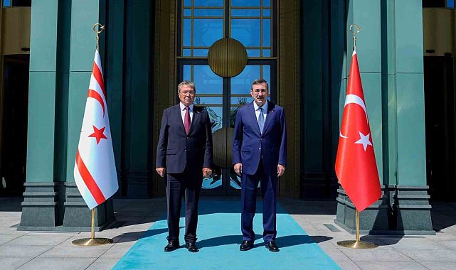 Cumhurbaşkanı Yardımcısı Yılmaz, KKTC Başbakanı Üstel ile görüştü