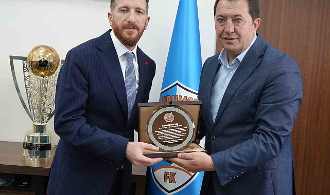 DAGC'den Erzurumspor Başkanı Ahmet Dal'a başarı plaketi