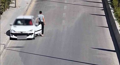 Denetimi görünce yer değiştirdi, dron saniye saniye kaydetti