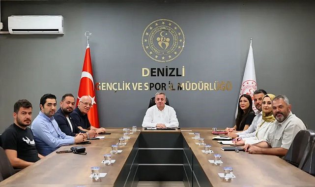 Denizli'de yeni futbol sezon öncesi antrenman saha planlaması yapıldı