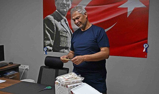 Depremde annesinin cenaze naklini yapan ekiplere 3,5 yıl sonra duygulandıran teşekkür