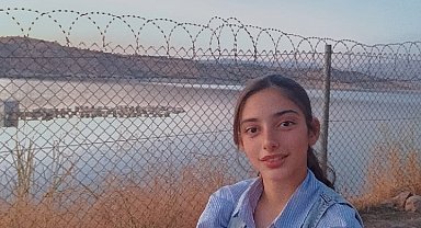 Ders zili bugün 7. sınıf öğrencisi Yüsra için de çalacaktı olmadı, dünkü feci kazada hayatını kaybetti
