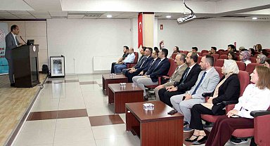 Devlet Hastanesi'nde yeni atanan pratisyen hekimlere oryantasyon eğitimi