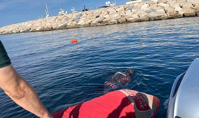Didim'de denizde sıkı denetim, dalgıçlar da görev aldı