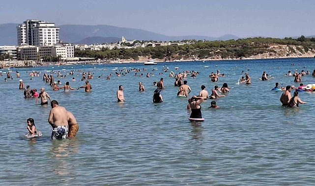 Didim'e Eylül geldi, deniz keyfi bitmedi