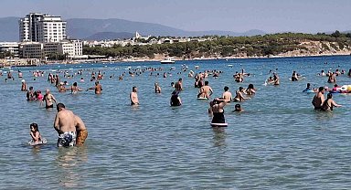 Didim'e Eylül geldi, deniz keyfi bitmedi