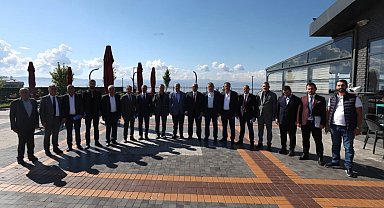 Dilovası'nda mahallelerin sorunları masaya yatırıldı