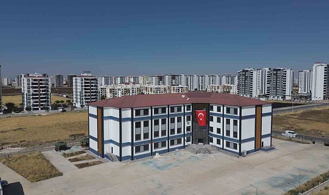 Diyarbakır Milli Eğitim Müdürü Sadoğlu: ''200 okulda 290 milyon liralık bakım onarım çalışması yapıldı''
