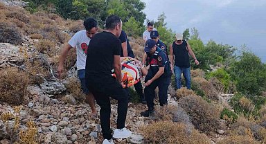 Doğa yürüyüşünde düşüp ayağından yaralanan Hollandalı turist kurtarıldı