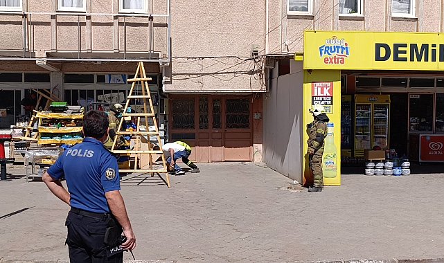 Doğalgaz borusundaki sızıntı paniğe sebep oldu: 6 katlı apartman tedbir amaçlı tahliye edildi