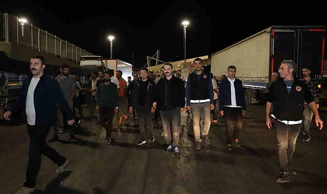 Doğubayazıt Kaymakamı Ayvat'tan Gürbulak Gümrük Kapısı'na gece denetimi