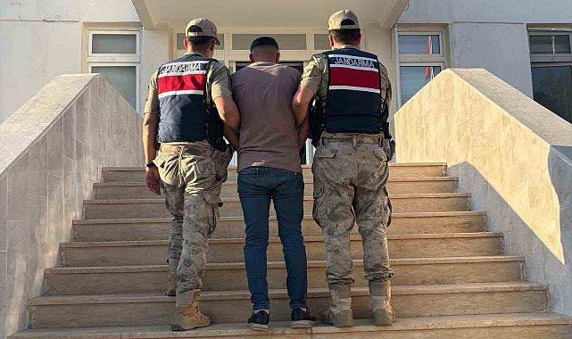 Dolandırıcılıktan aranan şahıs yakalandı