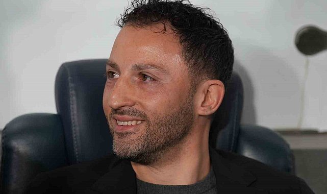 Domenico Tedesco'nun Bologna macerası 4 maç sürdü