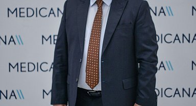 Dr. Özcan Akan: "Güvenli bakım, sağlıkta en temel önceliğimizdir"