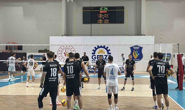 Dursun Ali Arslan anısına düzenlenen turnuvada ilk gün heyecanı