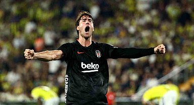Dusan Vlahovic, derbiyi boş geçmedi