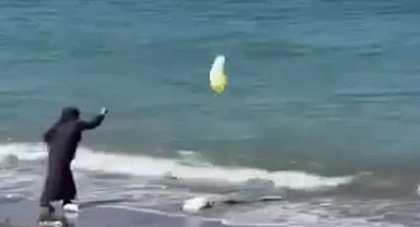 Düzce Akçakoca'da piknik sonrası çöplerini denize attılar