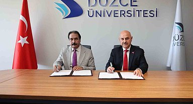 Düzce Üniversitesi ile City University arasında akademik iş birliği