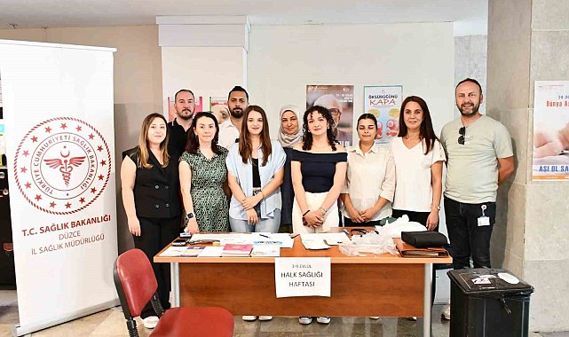 Düzce'de hastanede "Her Gün Halk Sağlığı" standı kuruldu