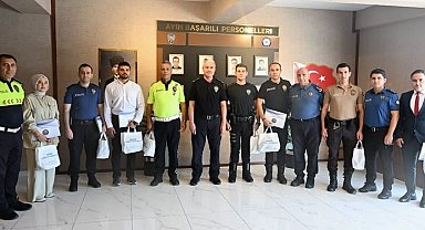 Düzce'de başarılı emniyet personeli ödüllendirildi