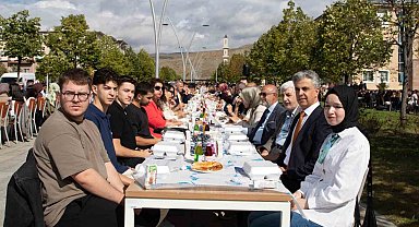 EBYÜ öğrencileri "Hoş Geldiniz Kahvaltısı" programında buluştu