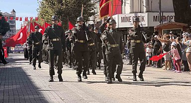 Edremit'in kurtuluşunun 104. yılı coşku ve gururla kutlandı