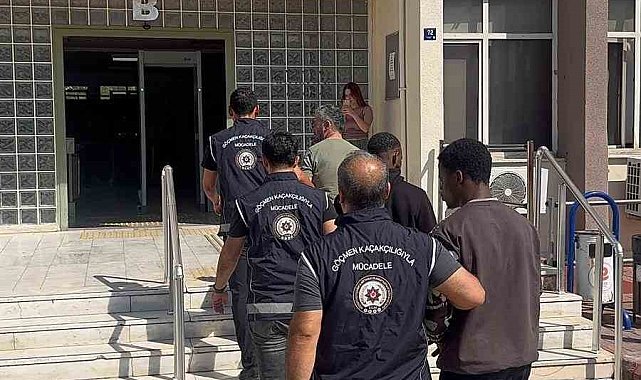 Efeler'de 31 düzensiz göçmen yakalandı: 2 tutuklama