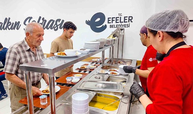 Efeler'de Kent Lokantası vatandaşın sofrasına destek oluyor