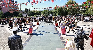 Efes Selçuk'un kurtuluşunun 104'üncü yılı törenle kutlandı