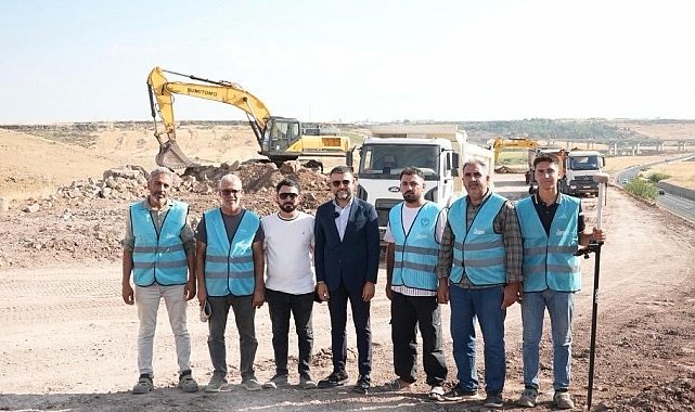 Eğil'de yol yapım çalışması