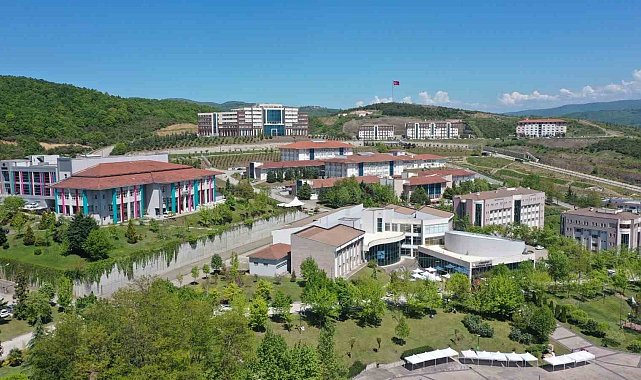 Eğitim Fakültesi mezunlarından 2026 AGS'de gurur veren başarı